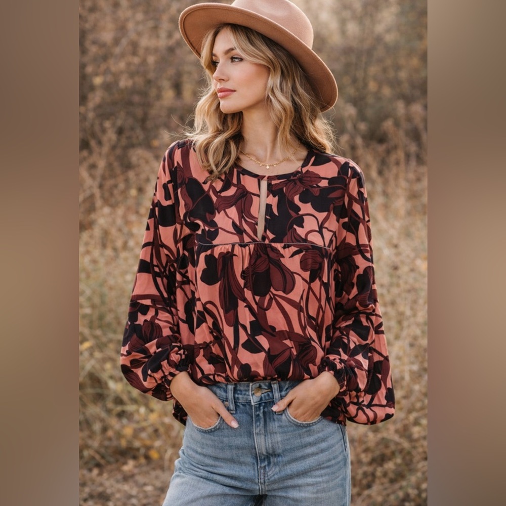Abercrombie & Fitch Pink Floral Boho Top Women’s Small Romantic Peasant Top